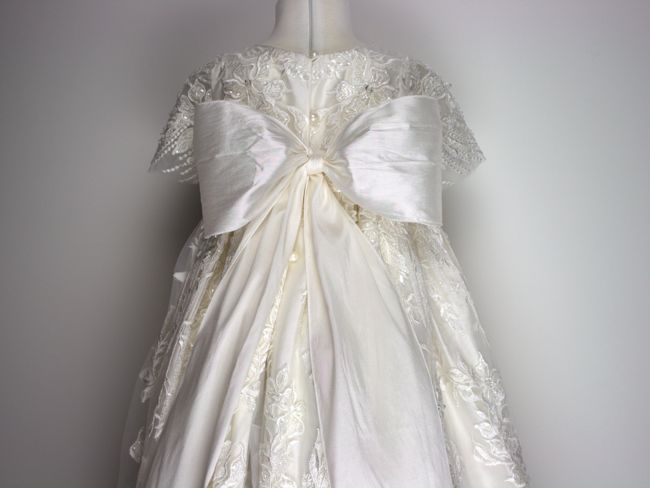 Elora Christening Gown Set image 5